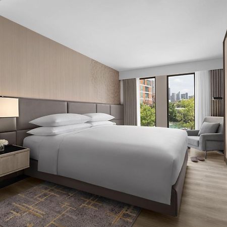 Marriott Executive Apartments, Bangkok Townhall Sukhumvit Экстерьер фото